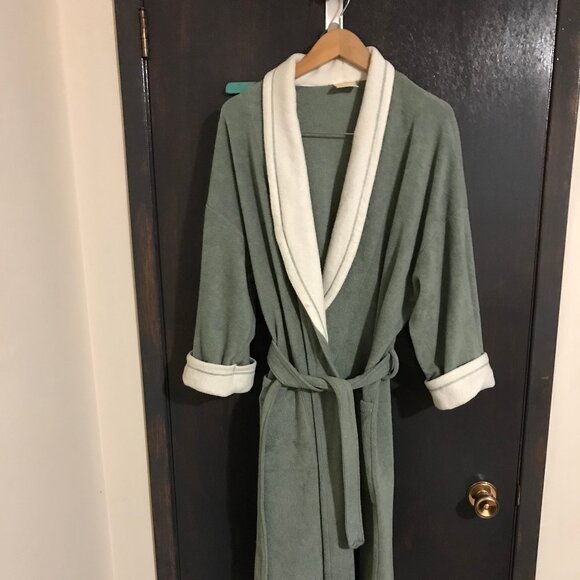 WonderBra Ladies Green And White Robe Size Medium - Picture 1 of 2